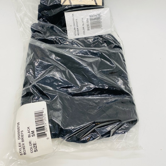 NWT REVOLVE Daydream Nation Boxer Black Shorts Size Small - Picture 2 of 9